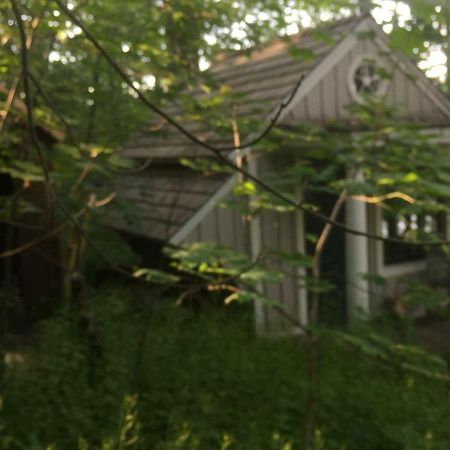 The Carriage House Flat - Downtown Paris Canada Bagian luar foto