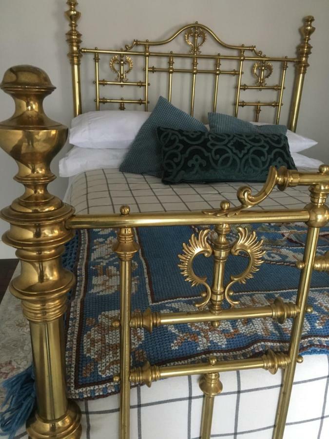 The Carriage House Flat - Downtown Paris Canada Bagian luar foto